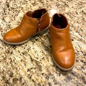 Kids camel colored booties